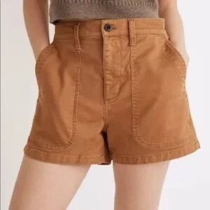 Madewell Perfect Vintage Fatigue Shorts in Camel